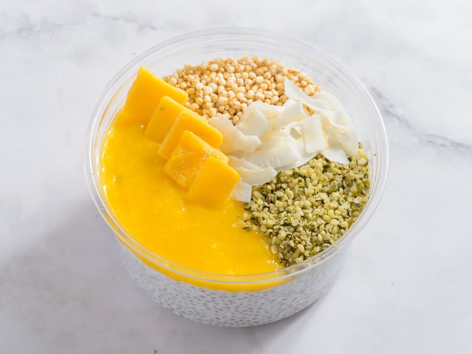 Chia Sunshine Bowl mit Mango